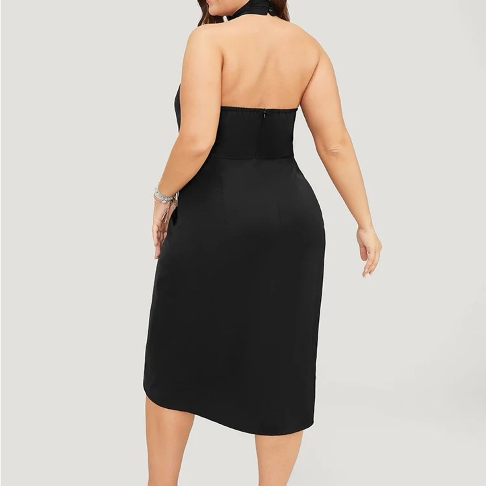 BloomChic Black Backless Crossover Halter Pocket Dress Plus Size 2X - Picture 4 of 8